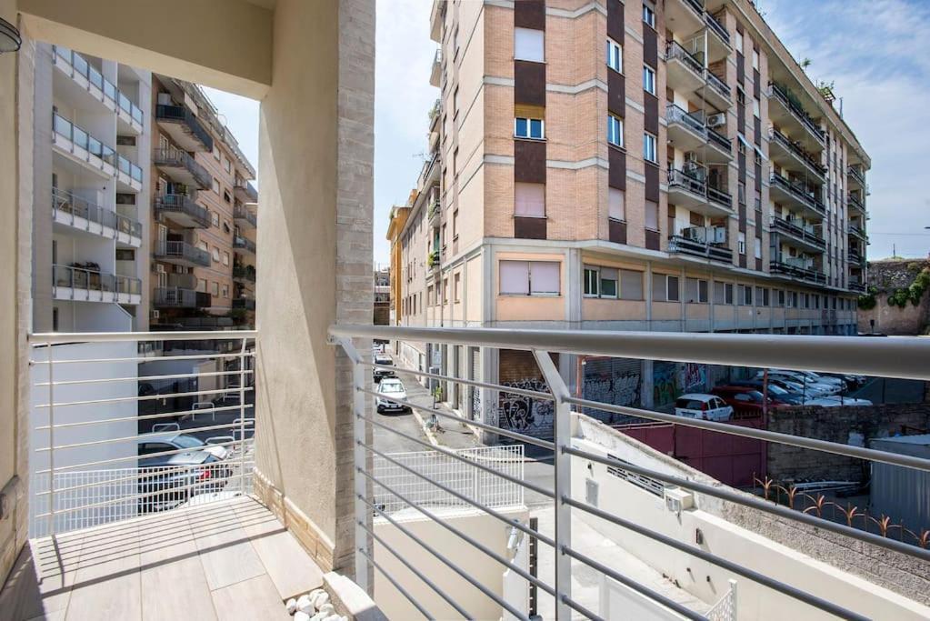 Oasi Urbana X 4 Guests With Terrace - 10 Min From Termini Appartement *